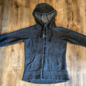 Woman’s Reebok Zip Up Hoodie Small